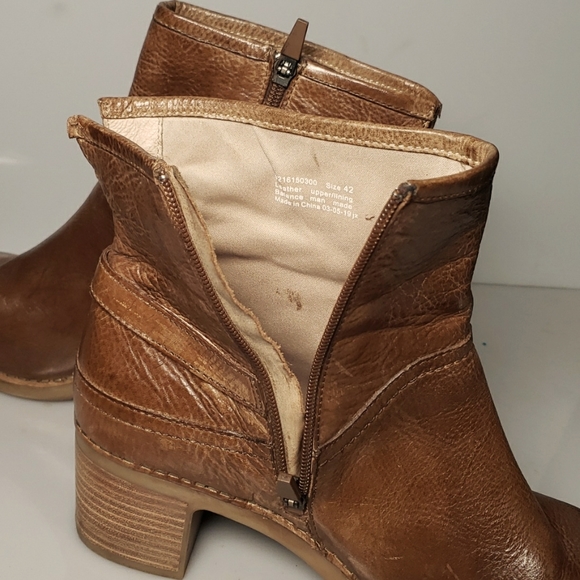 Dansko Hayley Ankle Boot Women's Size 42 Brown Milled Calf Tan Leather Zip Block - Picture 9 of 16